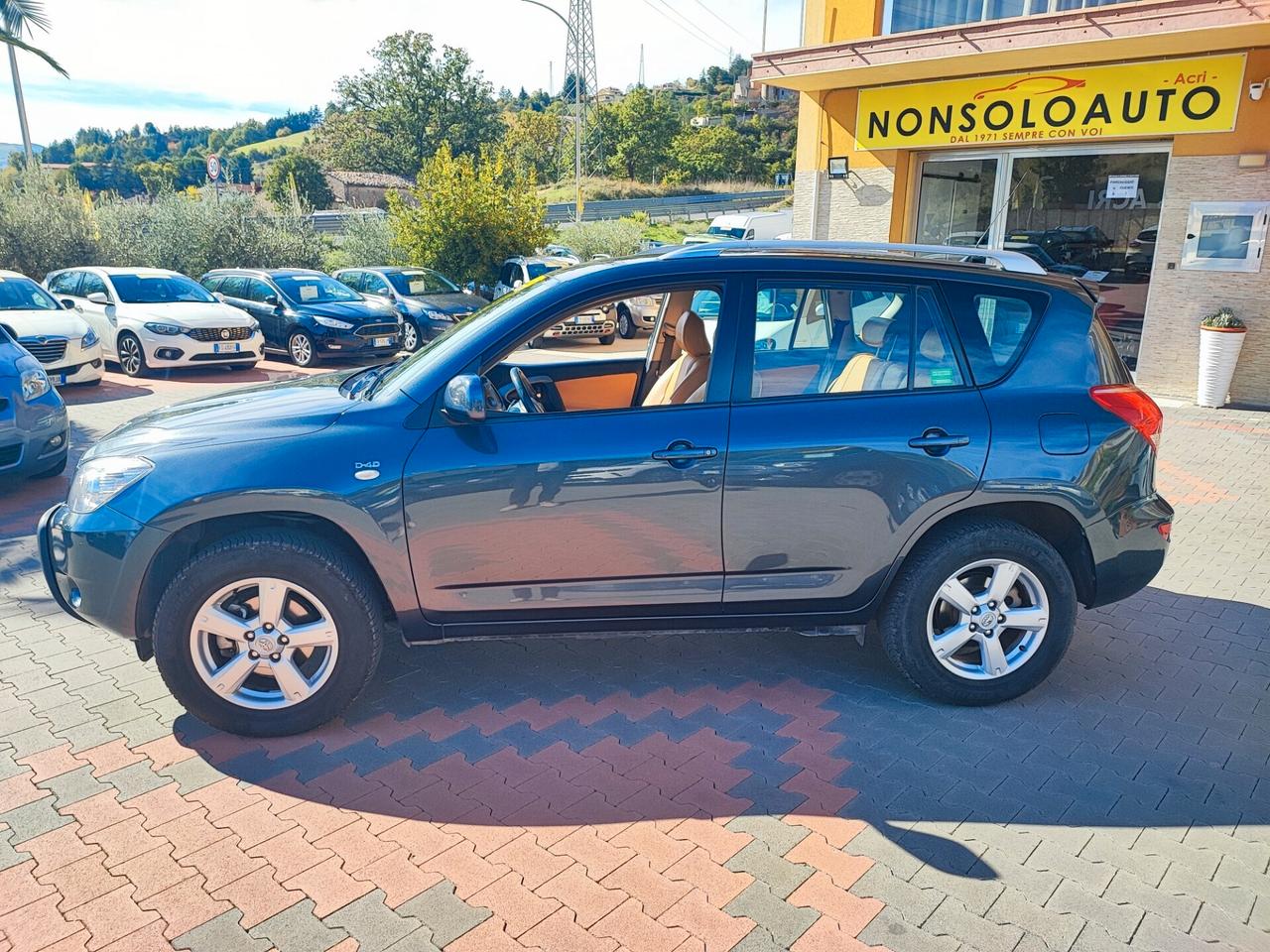 Toyota RAV4 2.2 D-4D 136CV Luxury- GancioTraino