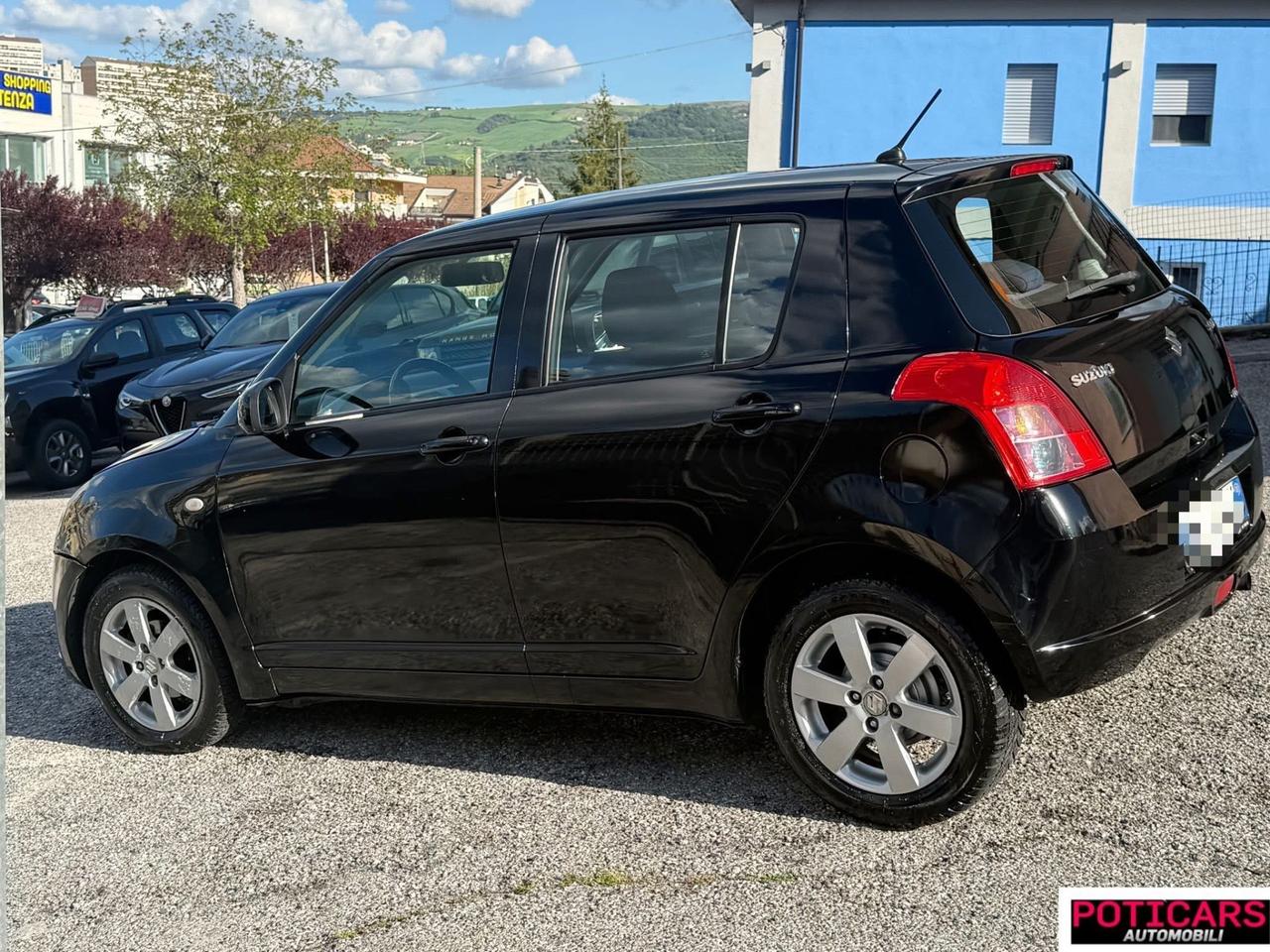 Suzuki Swift 1.3 4x4 BENZINA / GPL