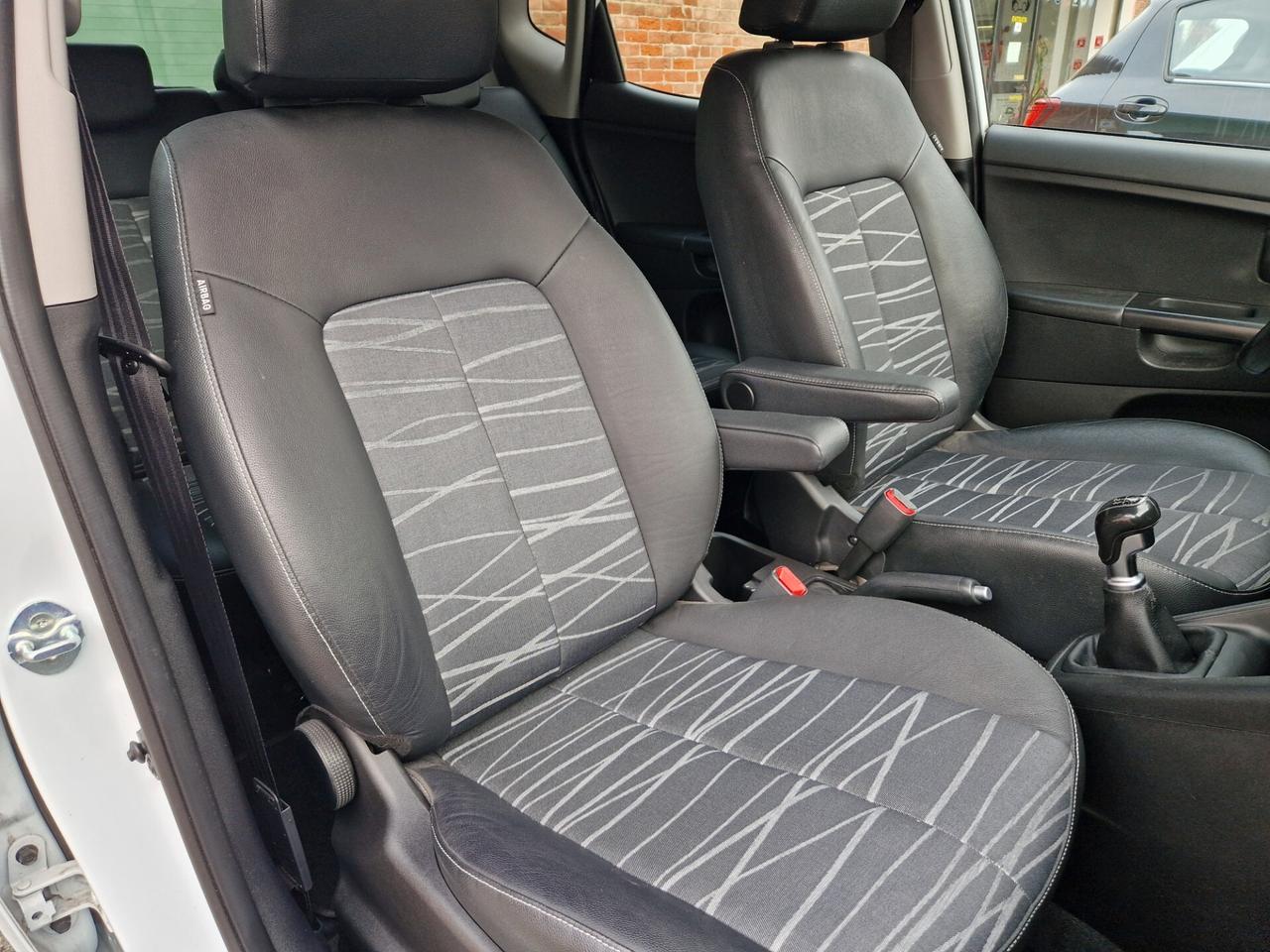 Kia Venga 1.4 90CV "49.700 km" GPL casa madre, Full Optional