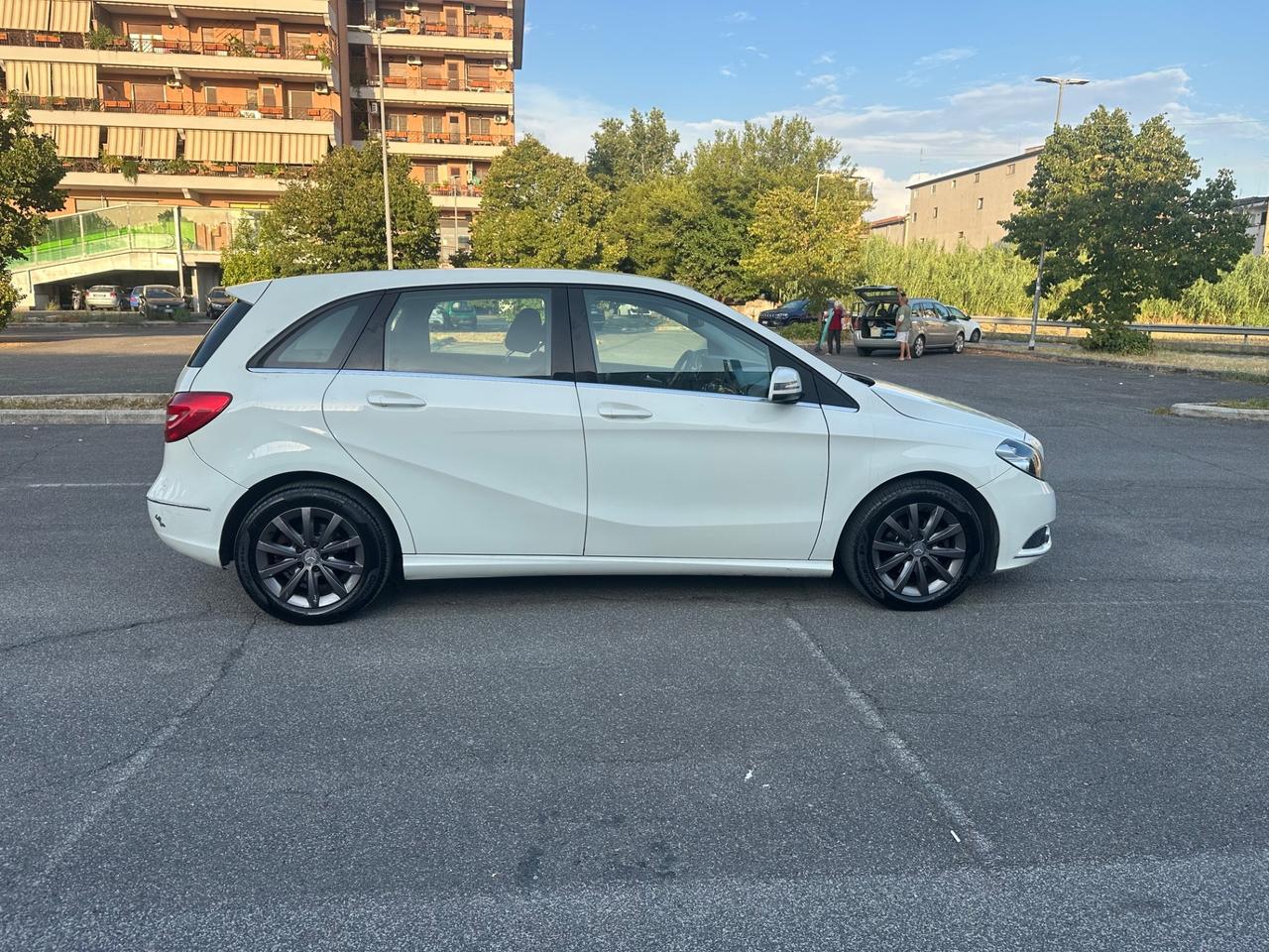 Mercedes-benz B 180 CDI Premium