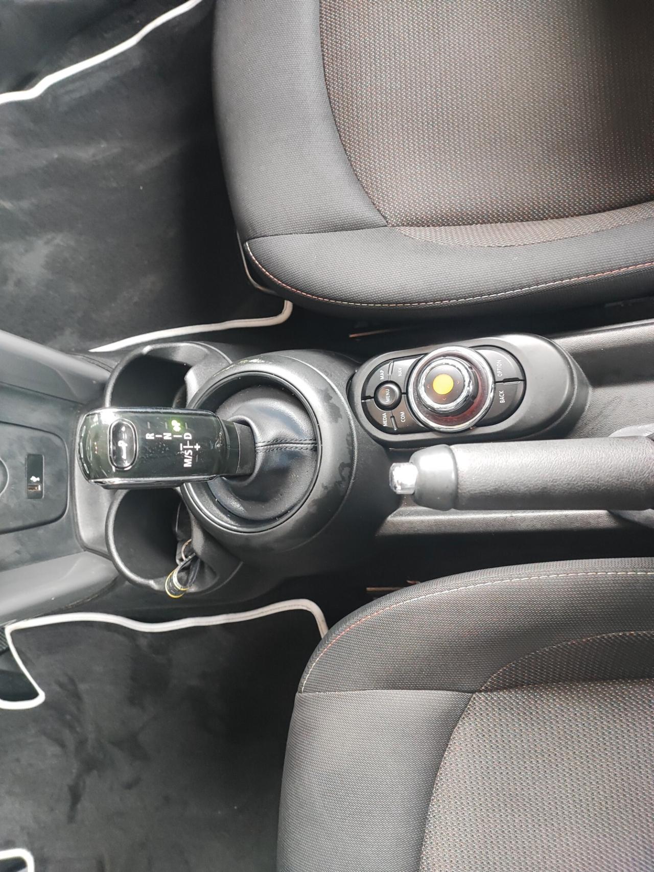 Mini 1.5 Cooper D Hype Cabrio