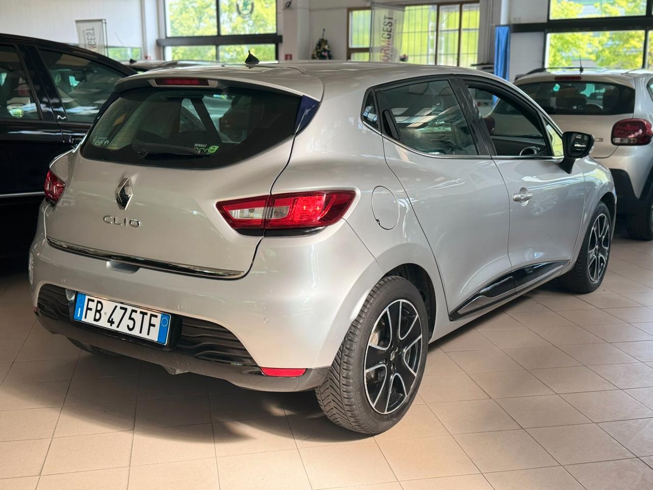 Renault Clio 4/IV - 1.5 dCi 8V 75CV Diesel Euro 6 - Start&Stop 5 porte Energy Life