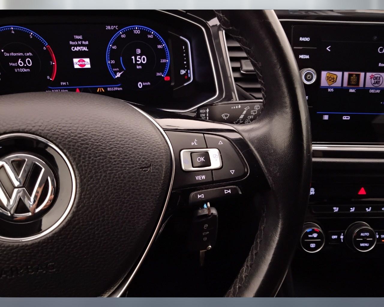 VOLKSWAGEN T-Roc 2017 - T-Roc 1.0 tsi Advanced