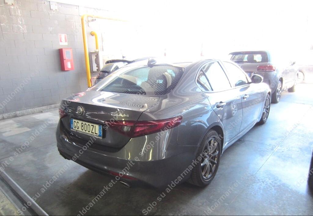 Alfa Romeo Giulia 2.2 Turbodiesel 190 CV AT8 Business Navi PREZZO REALE UNIPRO IVA DEDUCIBILE