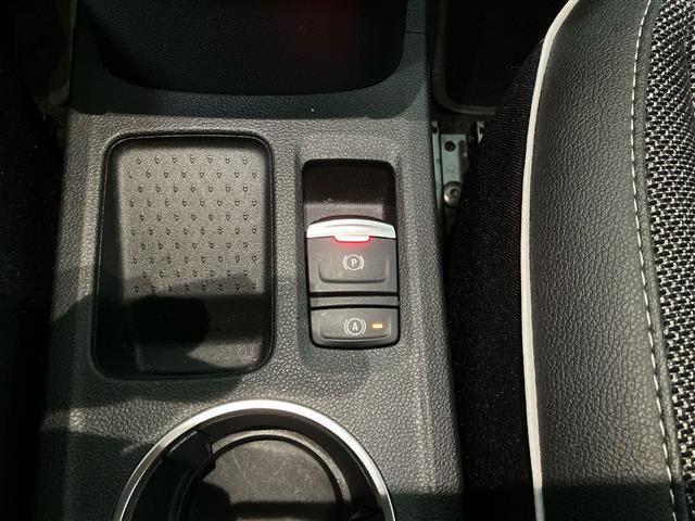 RENAULT Captur 1.6 E-Tech hybrid Techno Fast Track 145cv auto