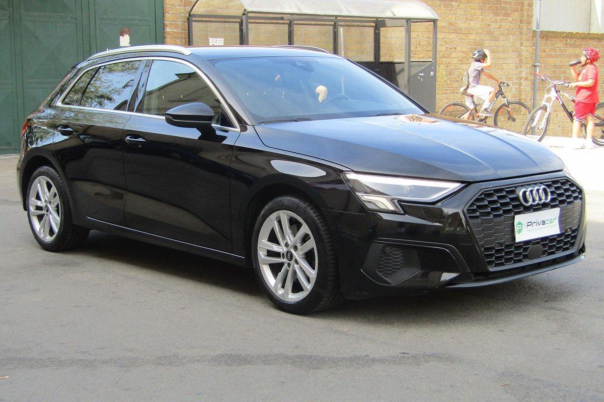 AUDI A3 SPB 30 g-tron S tronic Business