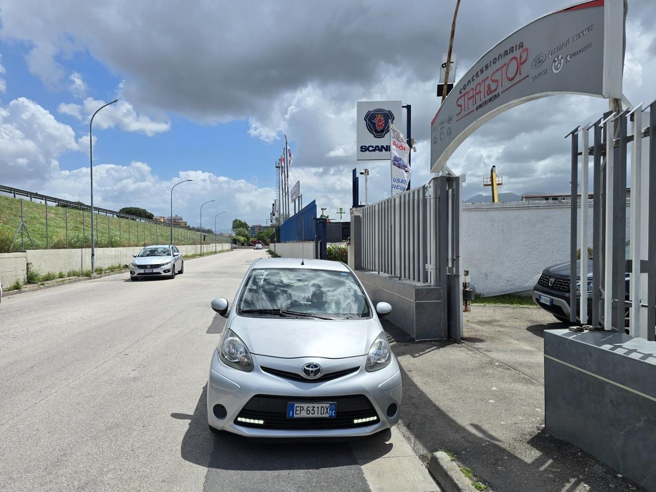 Toyota Aygo 1.0 12V VVT-i 5 porte Lounge Connect