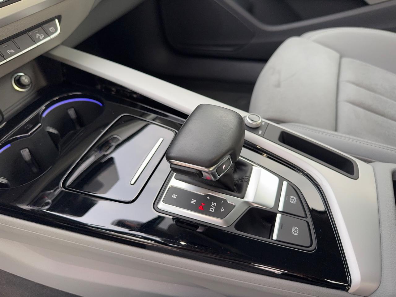 Audi A4 allroad 40 TDI 204 CV QUATTRO Identity Contrast