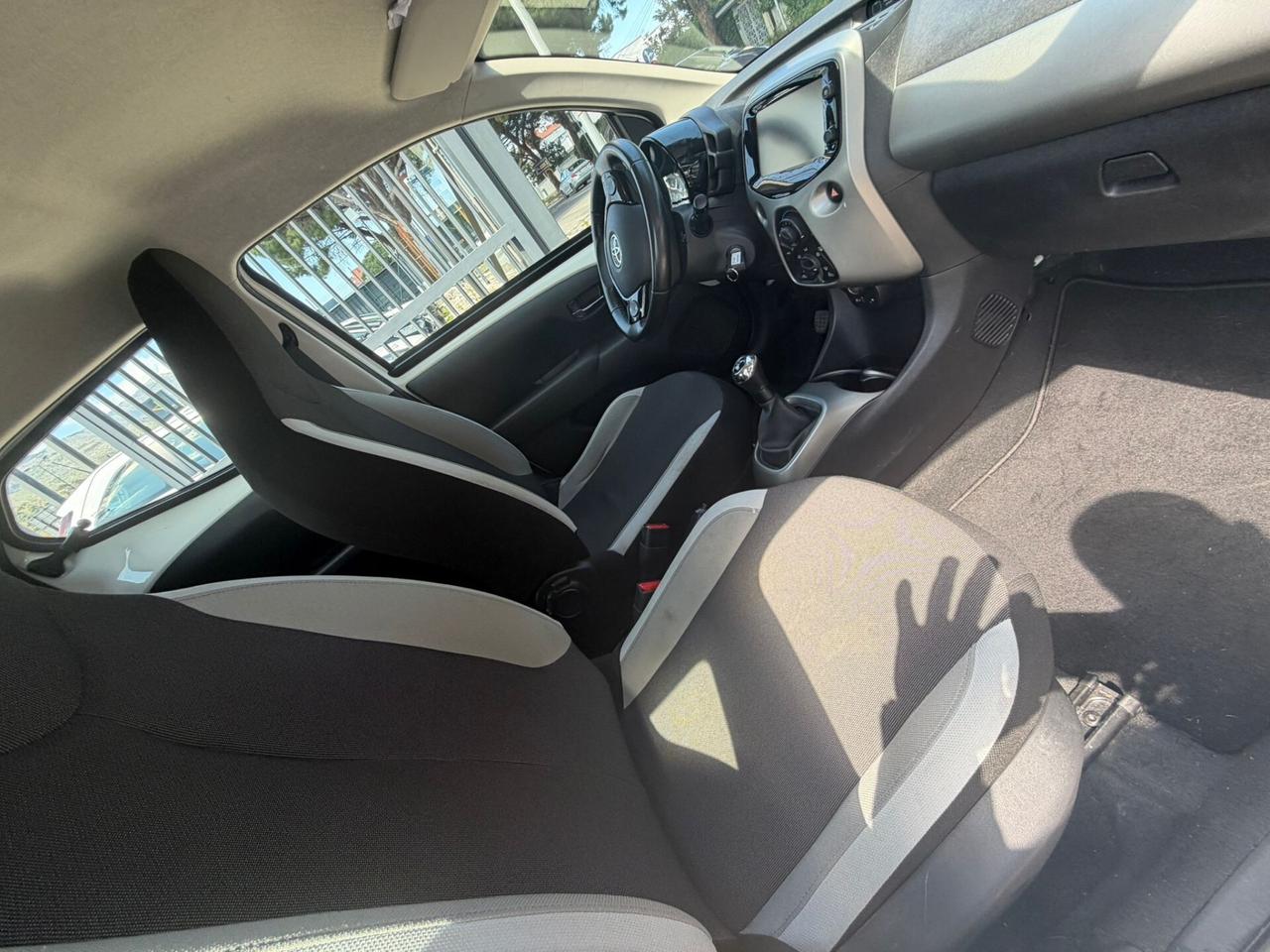 Toyota Aygo 1.0 VVT-i 69 CV 5 porte x-clusiv