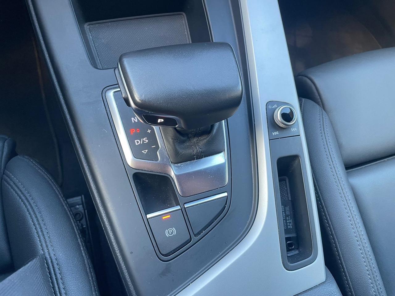 Audi A4 allroad Business Advanced 2.0 40 TD #7622