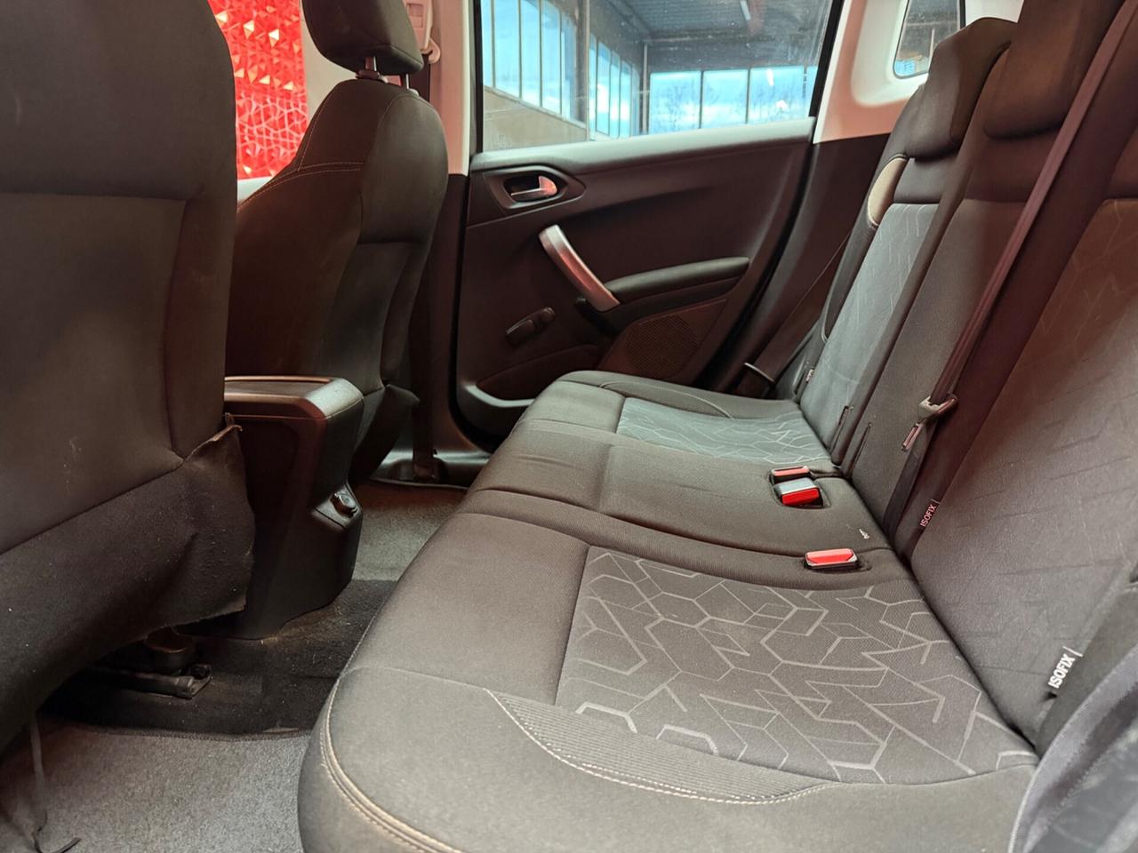 Peugeot 2008 1.6 e-HDi 92 CV Stop&Start Urban Cross OK NEOPATENTATI