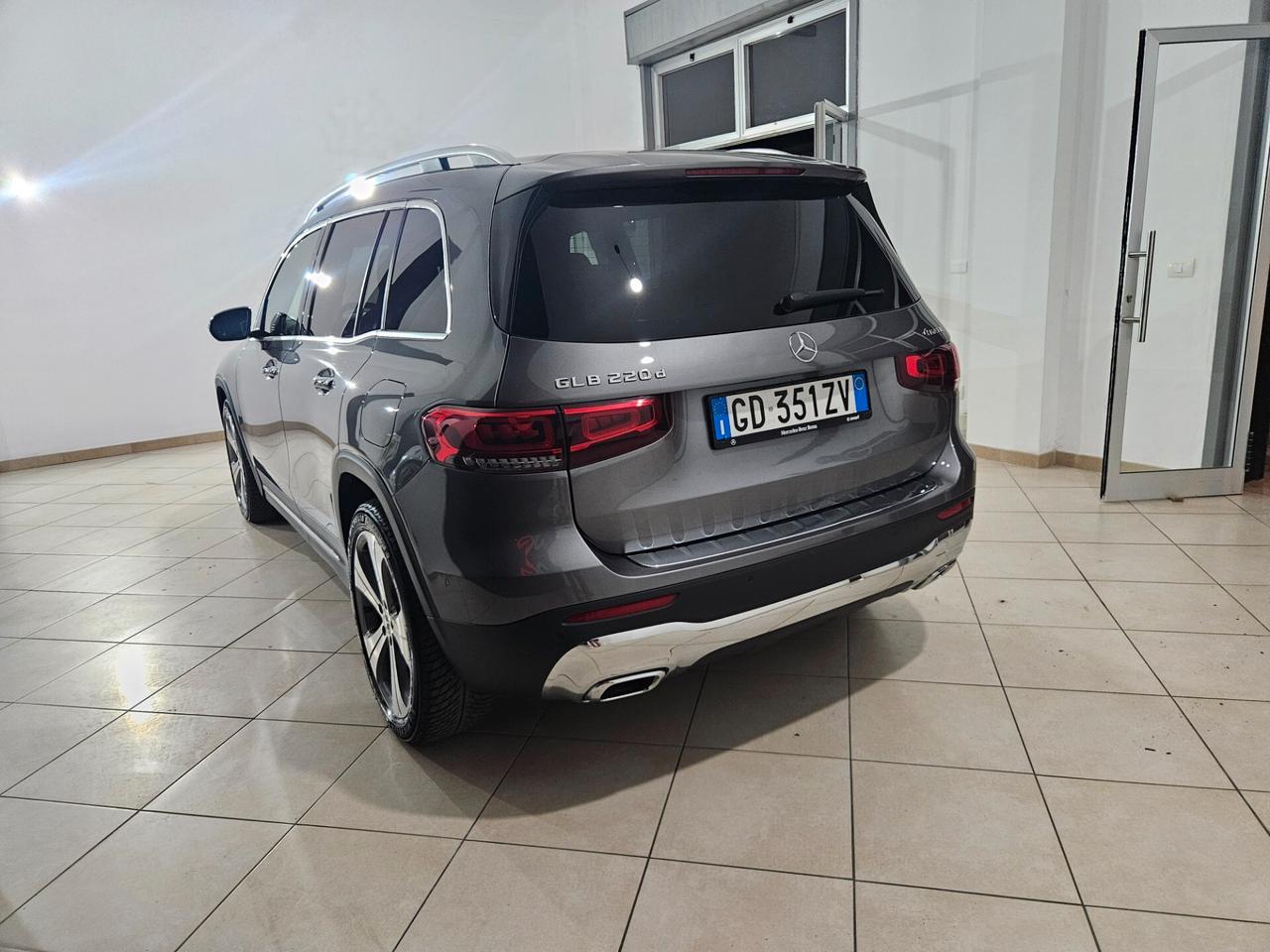 Mercedes-benz GLB 220 d Premium