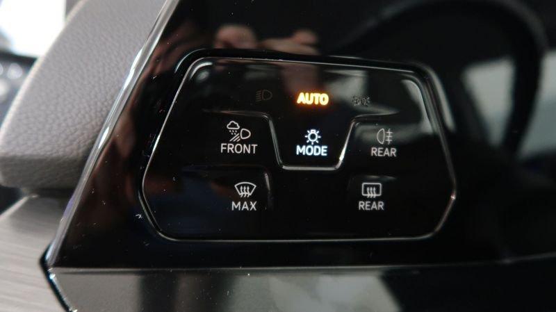 Volkswagen Golf 1.4 TSI eHYBRID 204 CV DSG Style