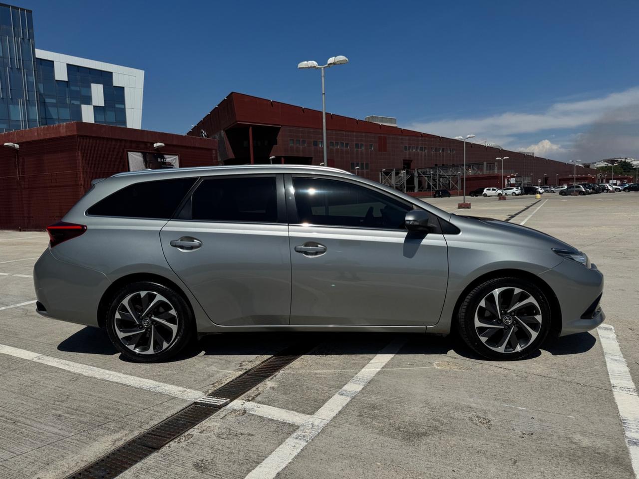 Toyota Auris 2016 78.000km diesel euro6