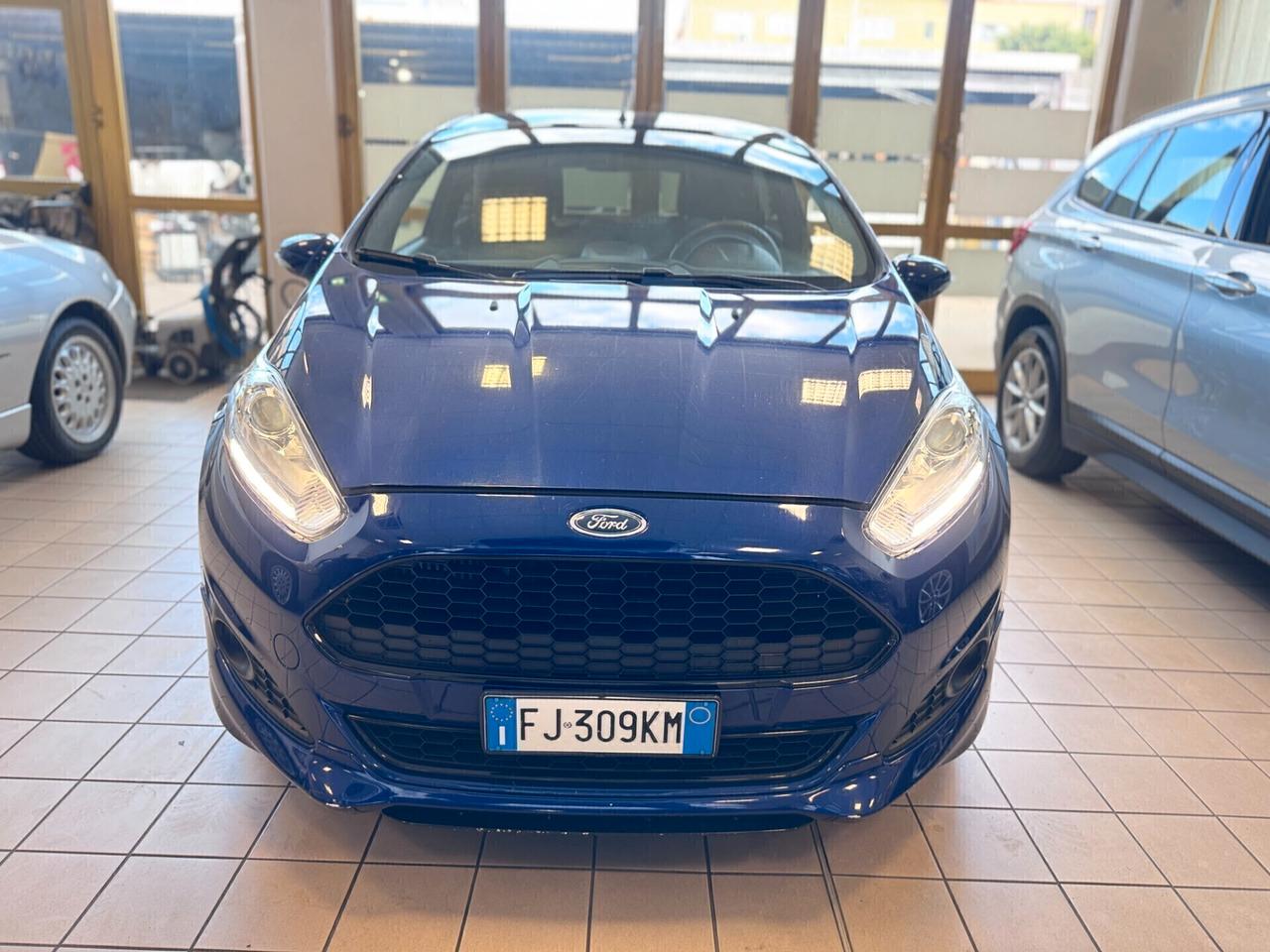 Ford Fiesta 1.5 TDCi 75CV 5 porte ST-Line