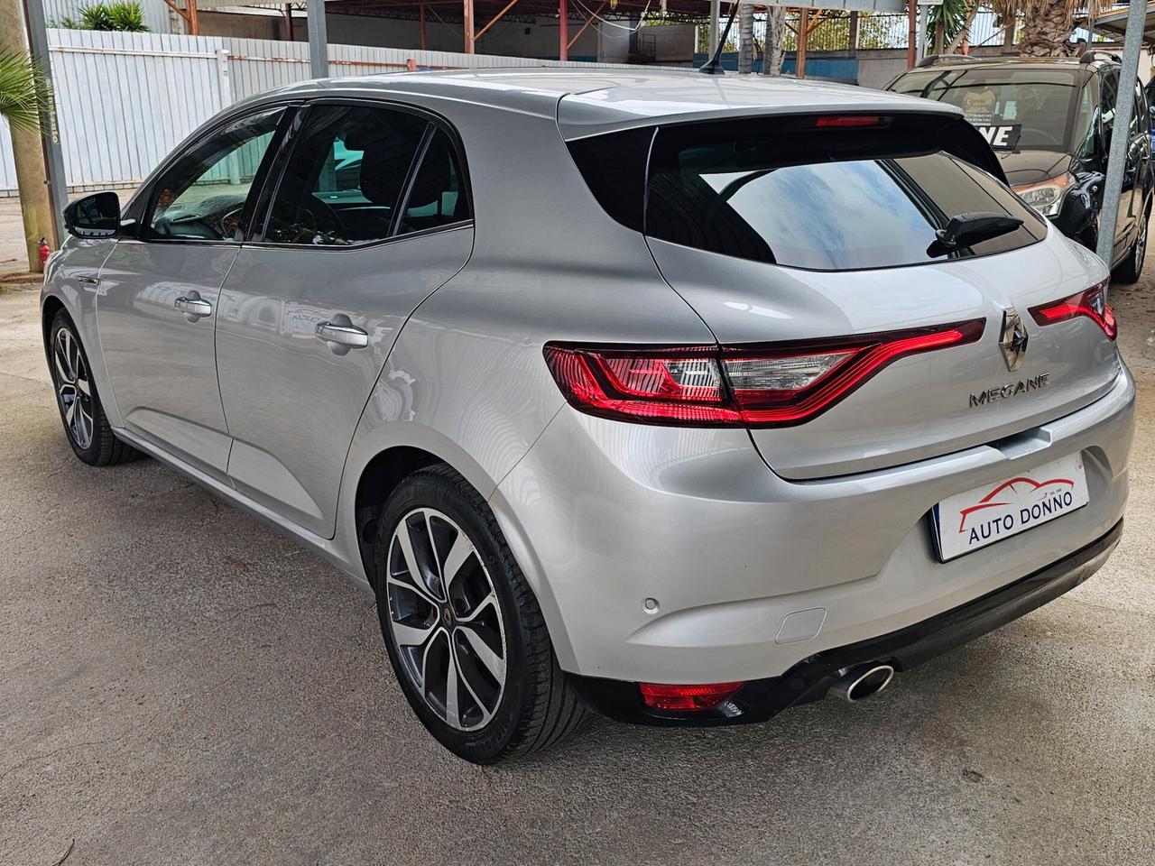 Renault Mégane 1.5 dCi 110 CV EDC Energy Bose 5p