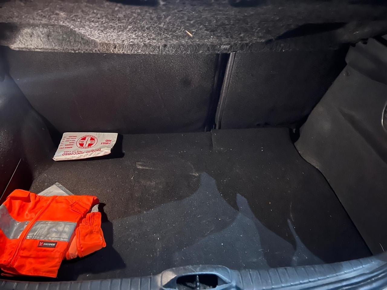 Peugeot 208 1.4 HDi 68 CV 5 porte Allure