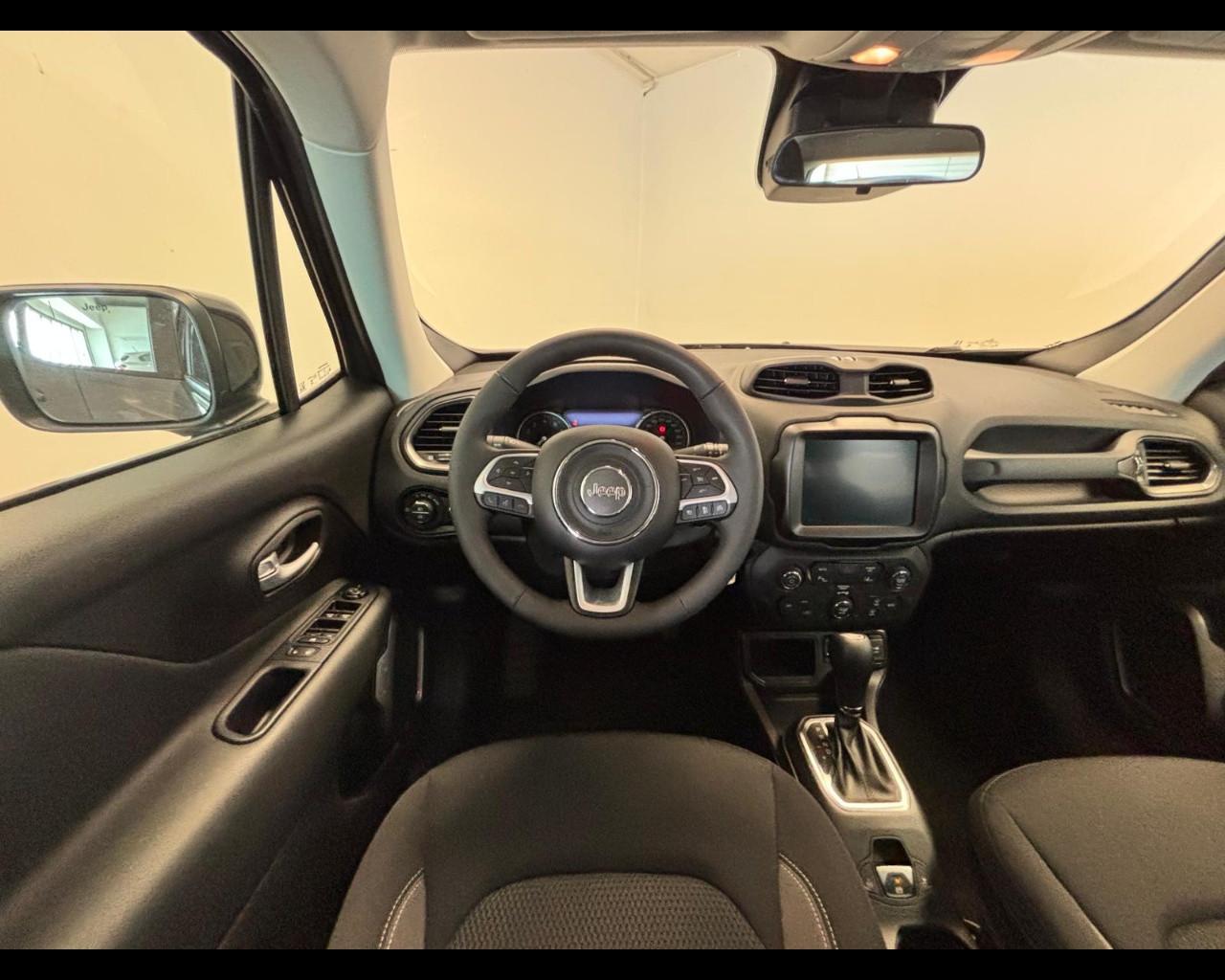 JEEP Renegade 2024 - Renegade 1.5 turbo t4 mhev Altitude 2wd dct