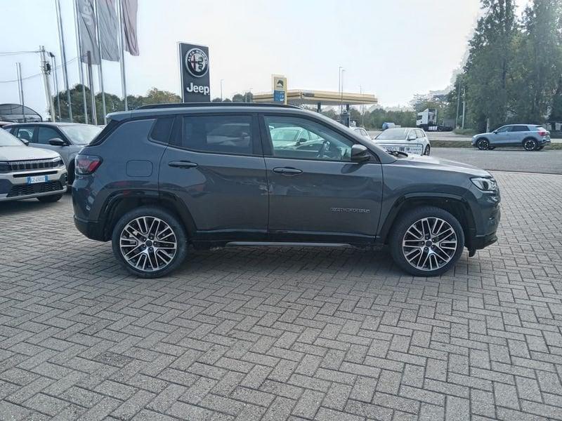 Jeep Compass e-Hybrid 1.5 Turbo MHEV T4 96kW Summit DDCT