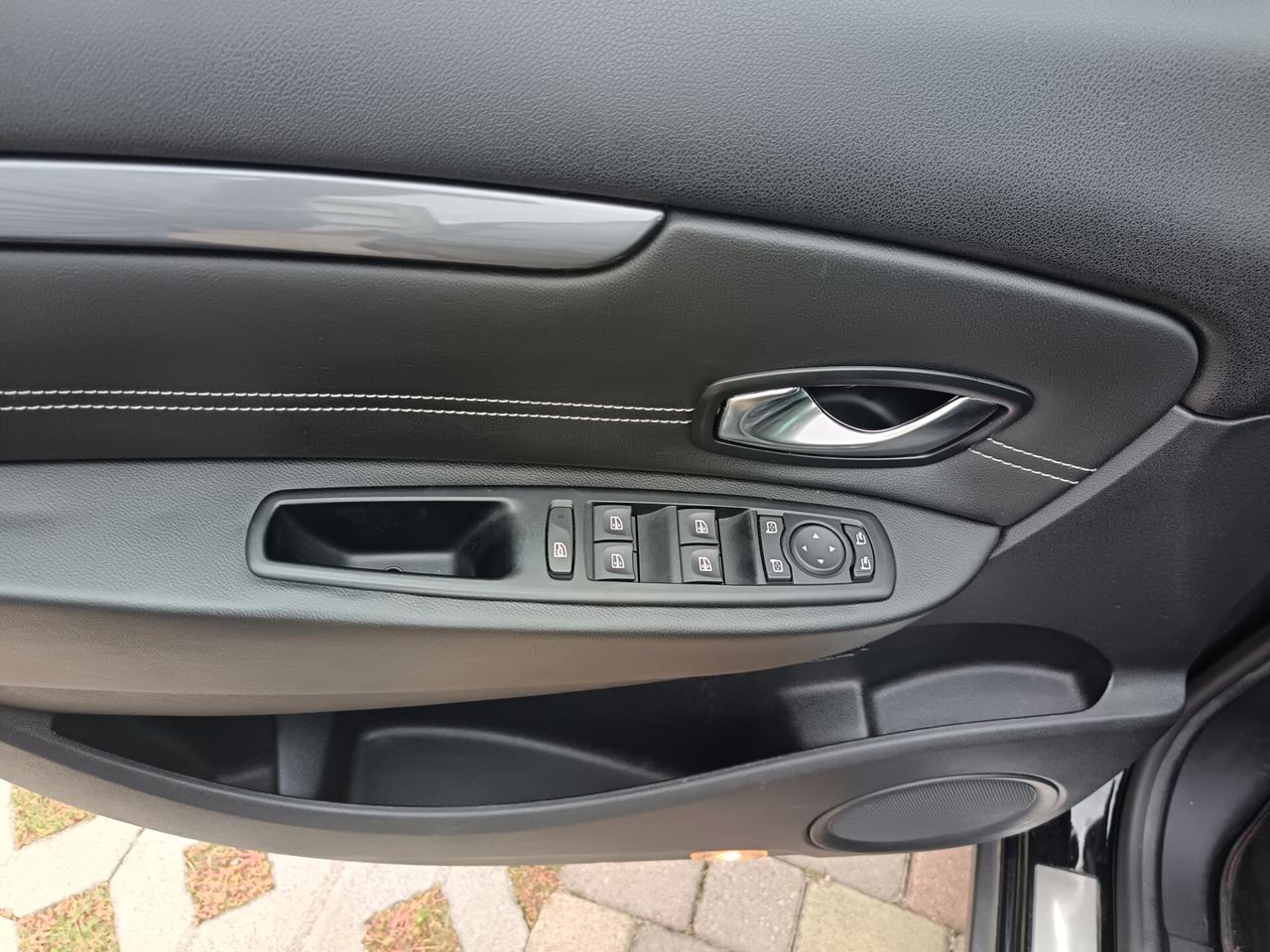Renault Scenic Scénic XMod Cross 1.5 dCi 110CV Energy