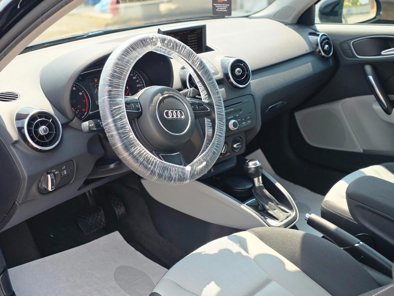 AUDI A1 1.4 TFSI 122CV AUTOMATICA - 2010