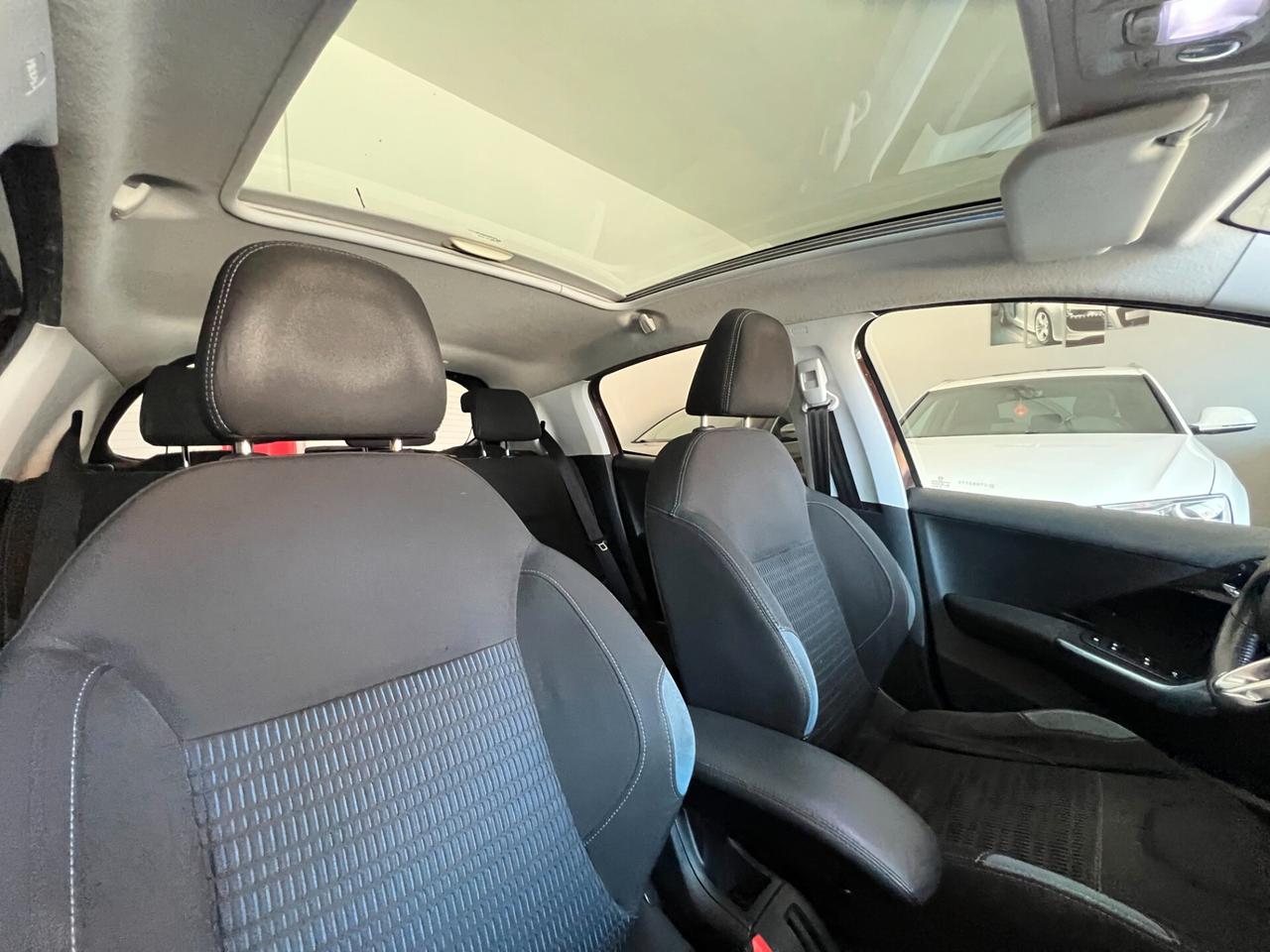 Peugeot 208 1.6 e-HDi 115 CV Stop&Start 5 porte Allure