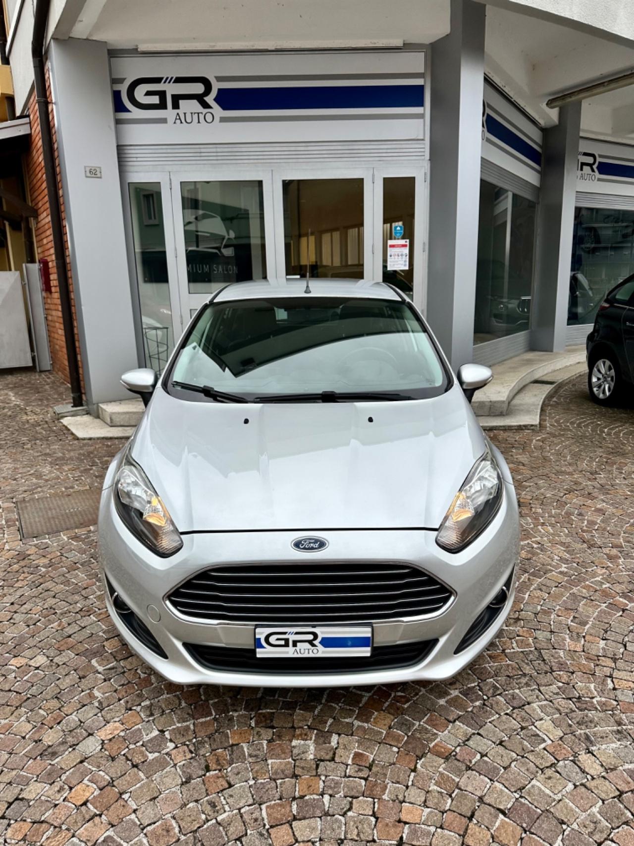 Ford Fiesta 1.5TDCi 75CV 5P Titanium - Neopatentati