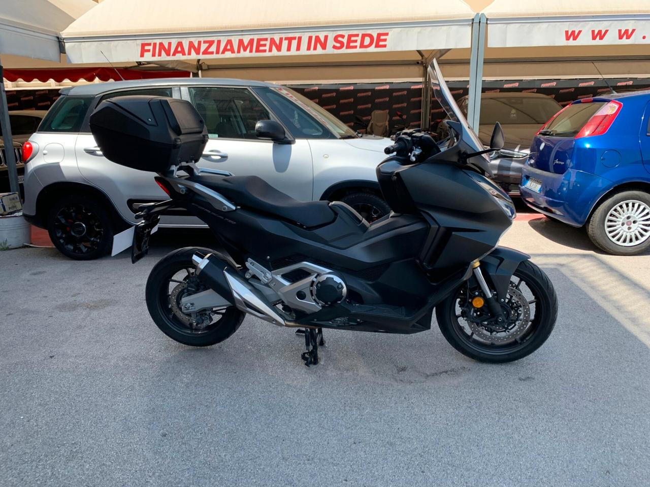 Honda Forza 750