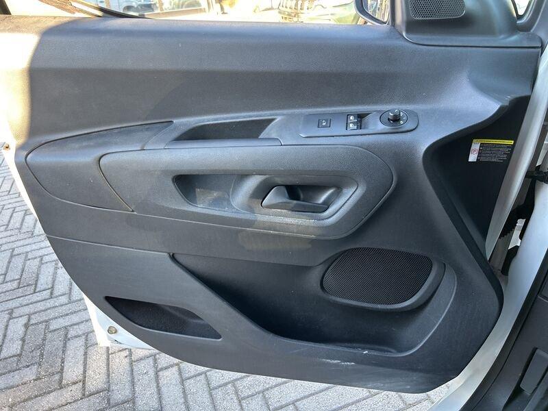 Peugeot Partner 2018 1.5 bluehdi 100cv L1 Grip 10q E6d