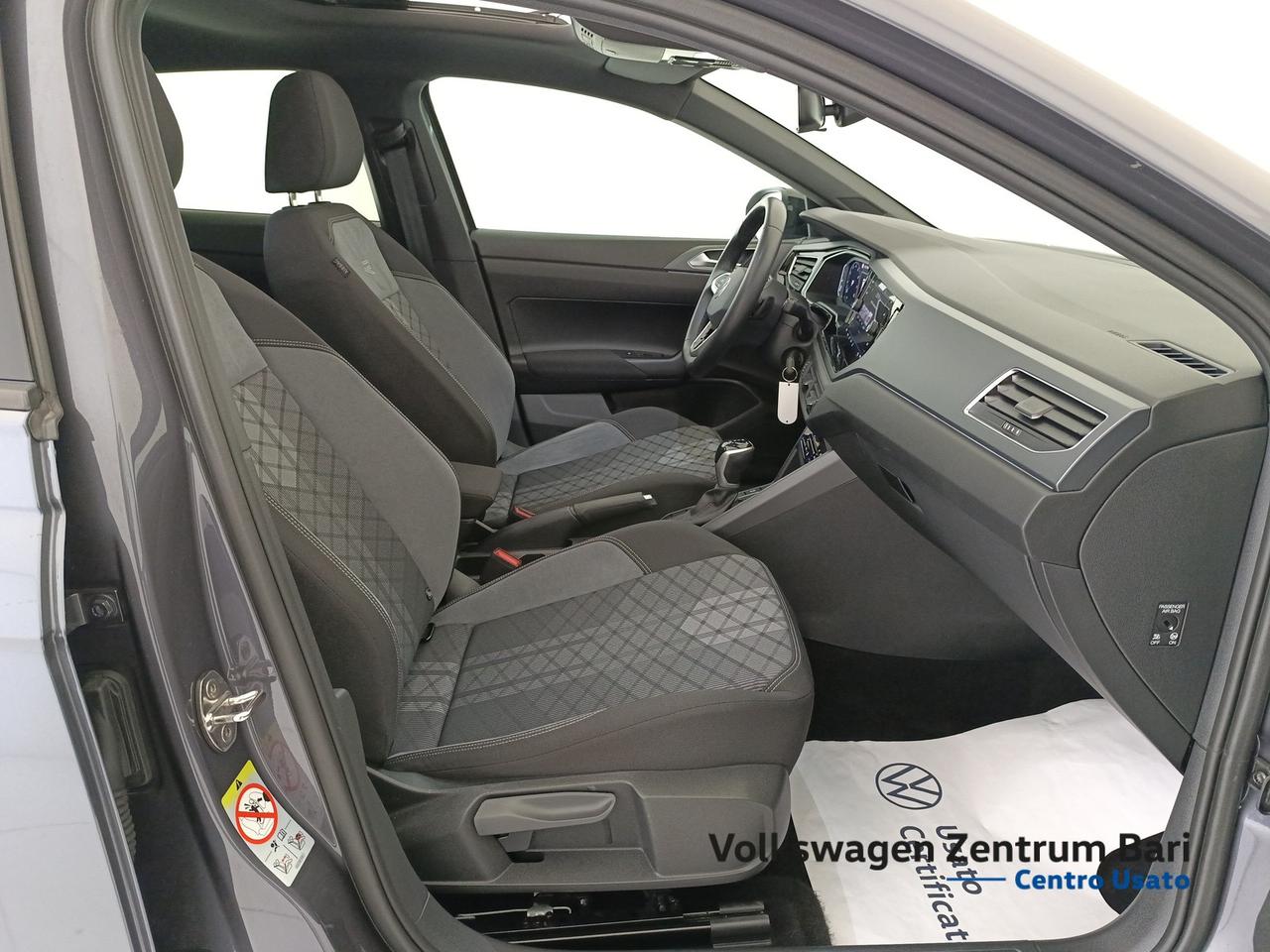 Volkswagen Taigo 1.0 tsi r-line 115cv dsg