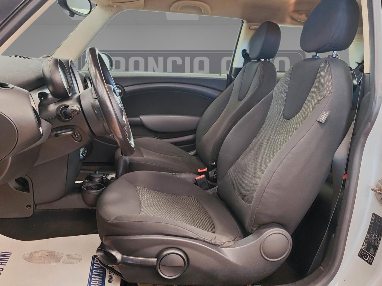 Mini 1.6 Cooper D -UNICO PROPRIETARIO-