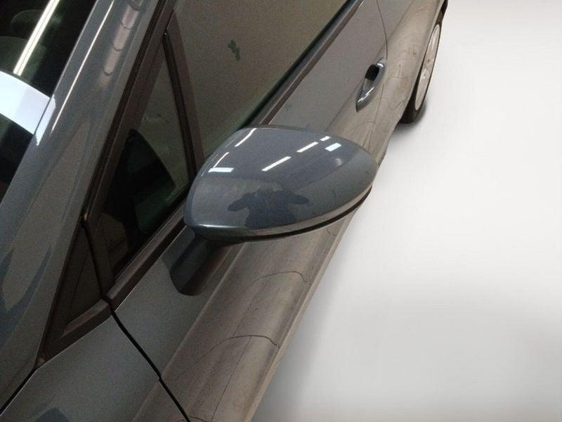 Renault Clio 1.6 E-Tech hybrid Intens 140cv auto my21