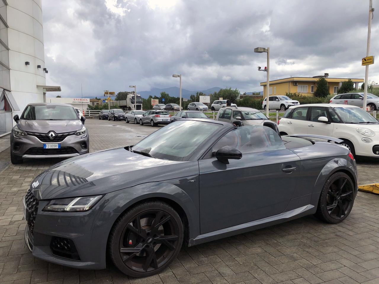 Audi TT TTS Roadster TFSI quattro S tronic 20 anniversary