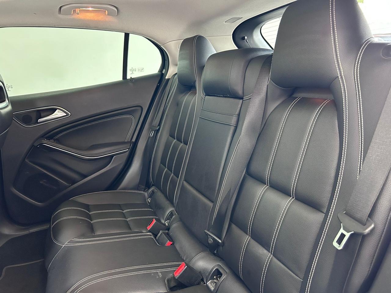Mercedes-benz GLA 200 d Premium