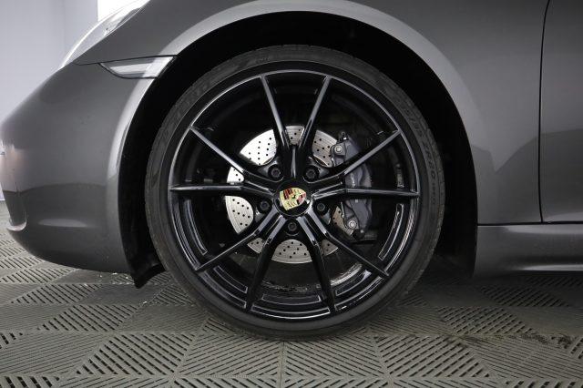 PORSCHE 718 718 Boxster