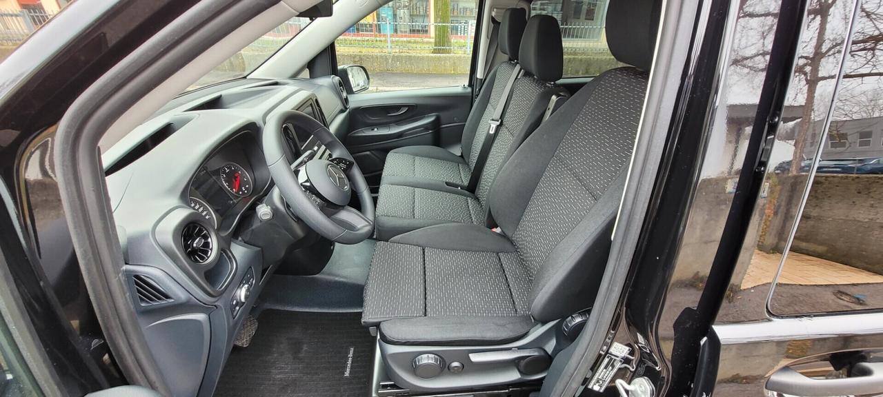 Mercedes Vito 2.0 Tourer Long 9 POSTI