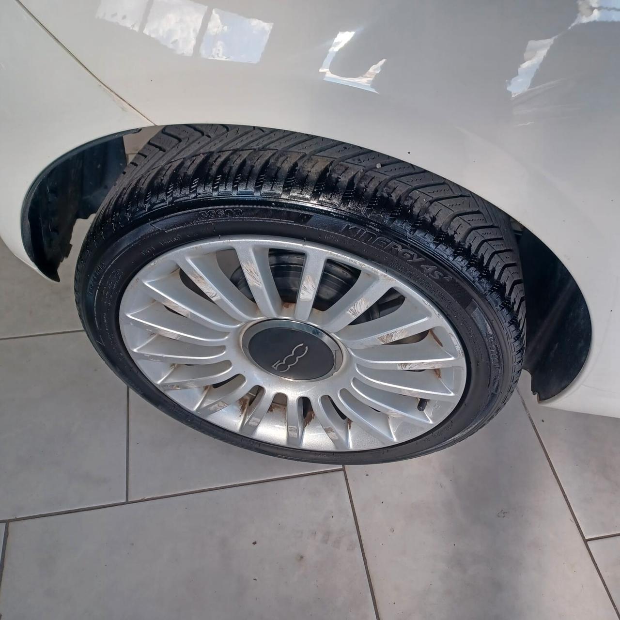 FIAT 500 1.2 CABRIOLET TENUTA IN MODO MANIACALE