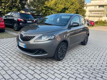 Lancia Ypsilon 1.0 FireFly 5 porte S&S Hybrid Ecochic A. Ferretti