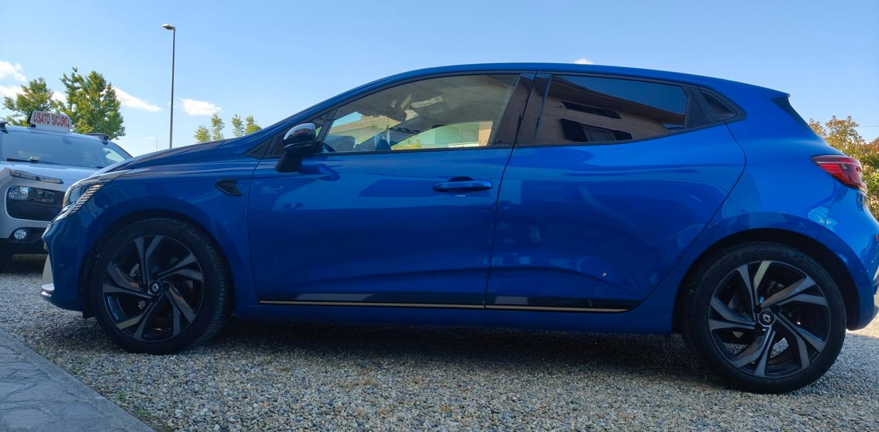 Renault Clio Full Hybrid E-Tech 145 CV 5 porte Engineered
