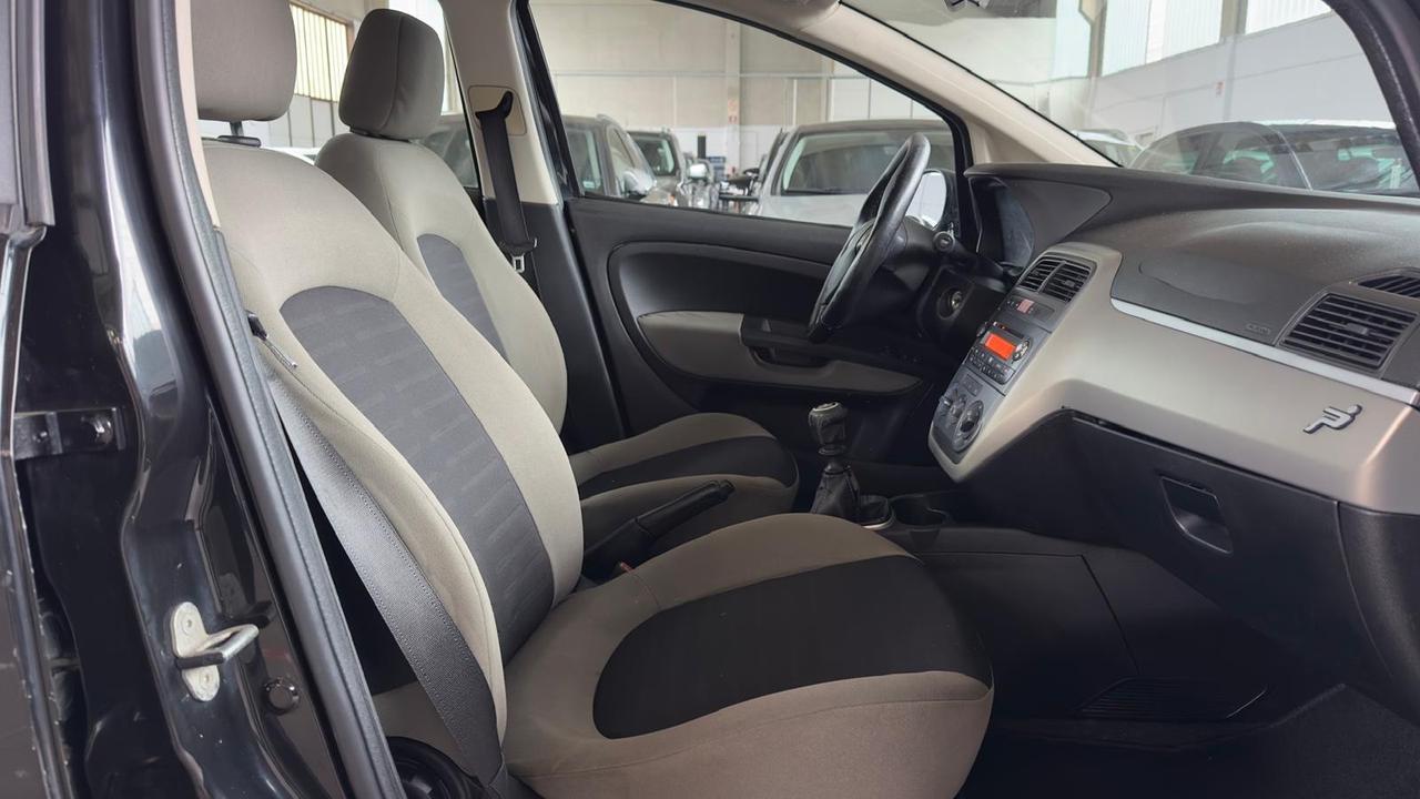 Fiat Grande Punto 1.4 Starjet 16V 5 porte Emotion