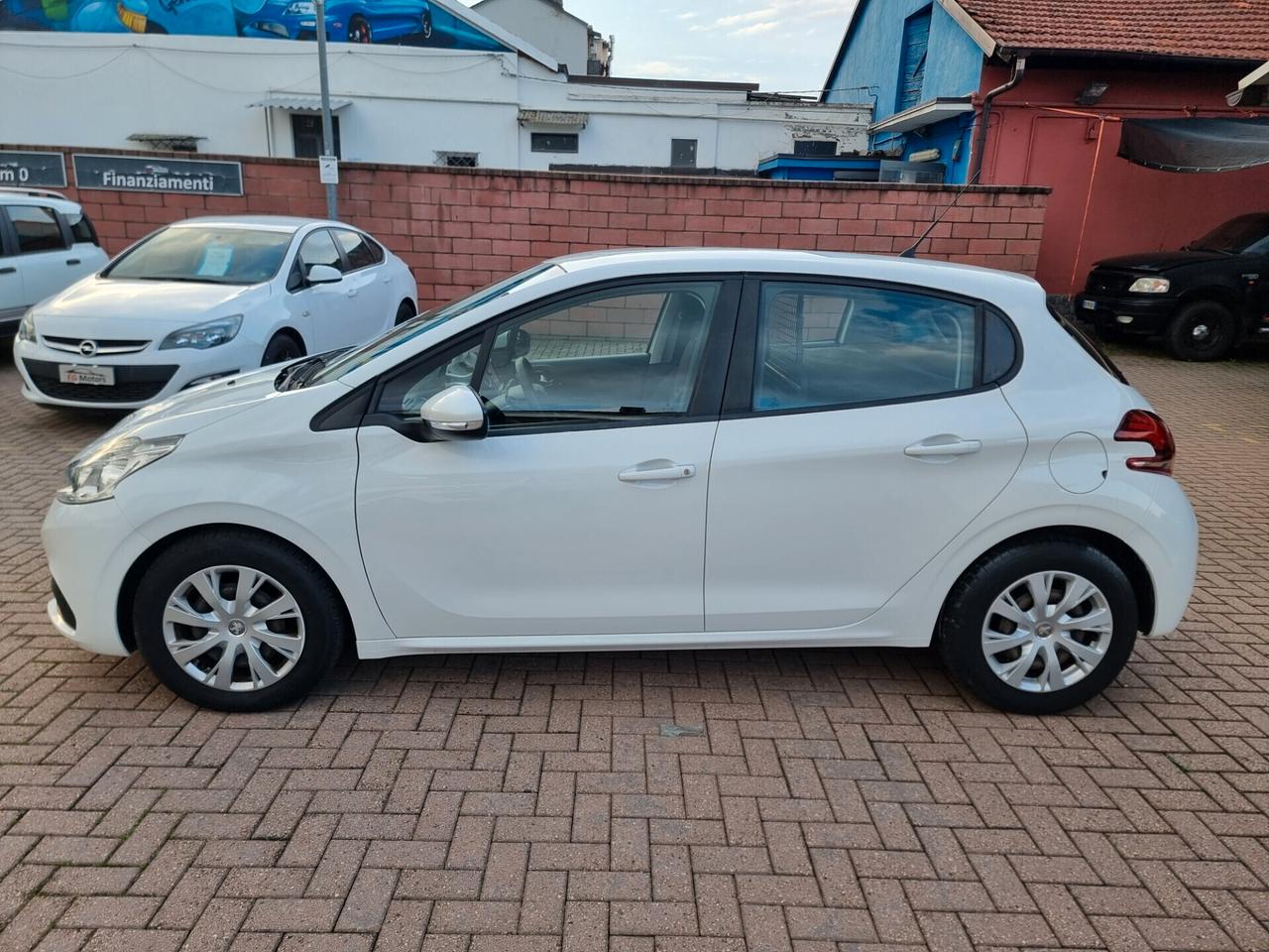 Peugeot 208 BlueHDi VAN 67.000 KM FATTURABILE