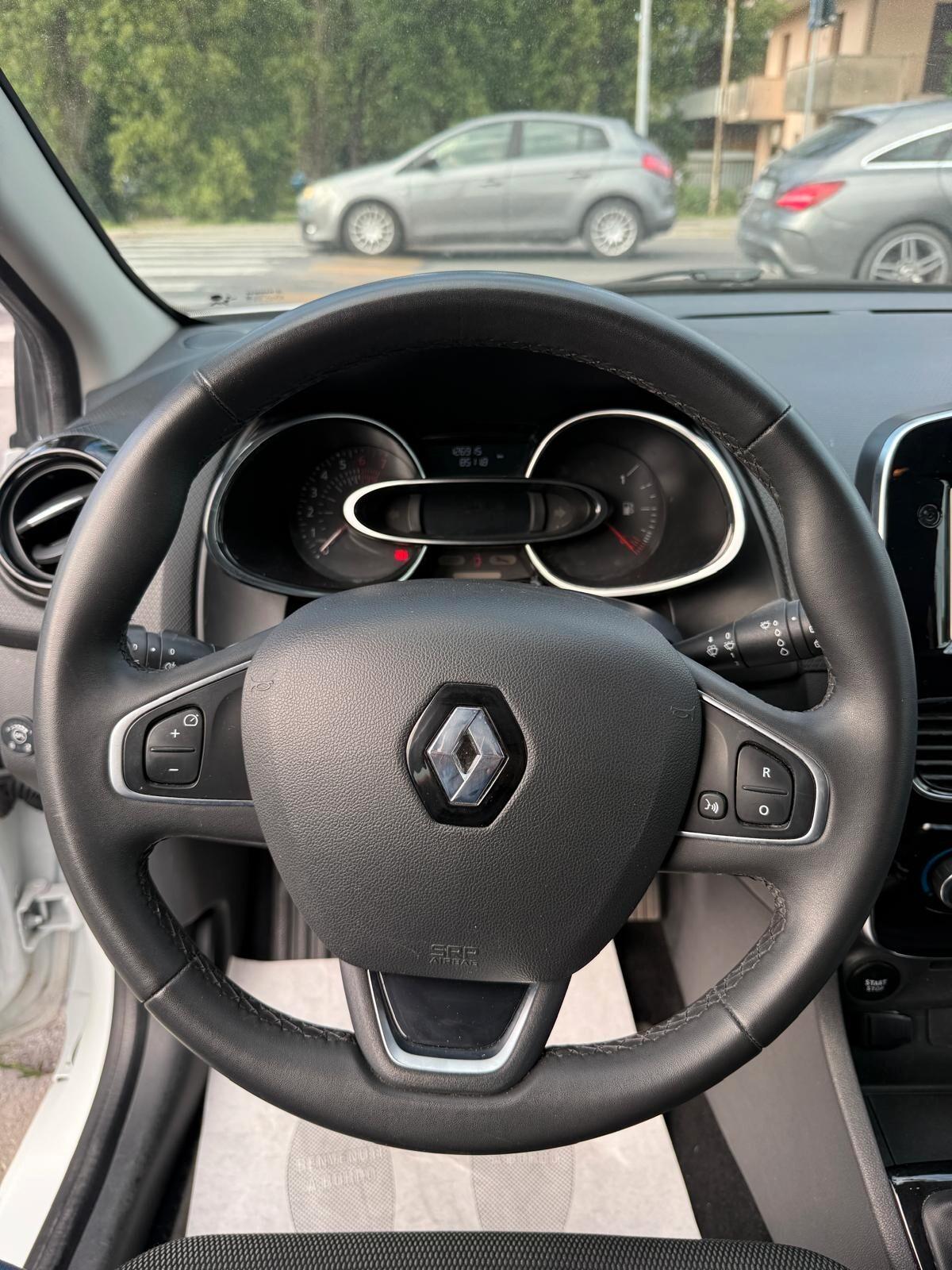 Renault Clio TCe 12V 90 CV GPL 5 porte Life NESSUN VINCOLO