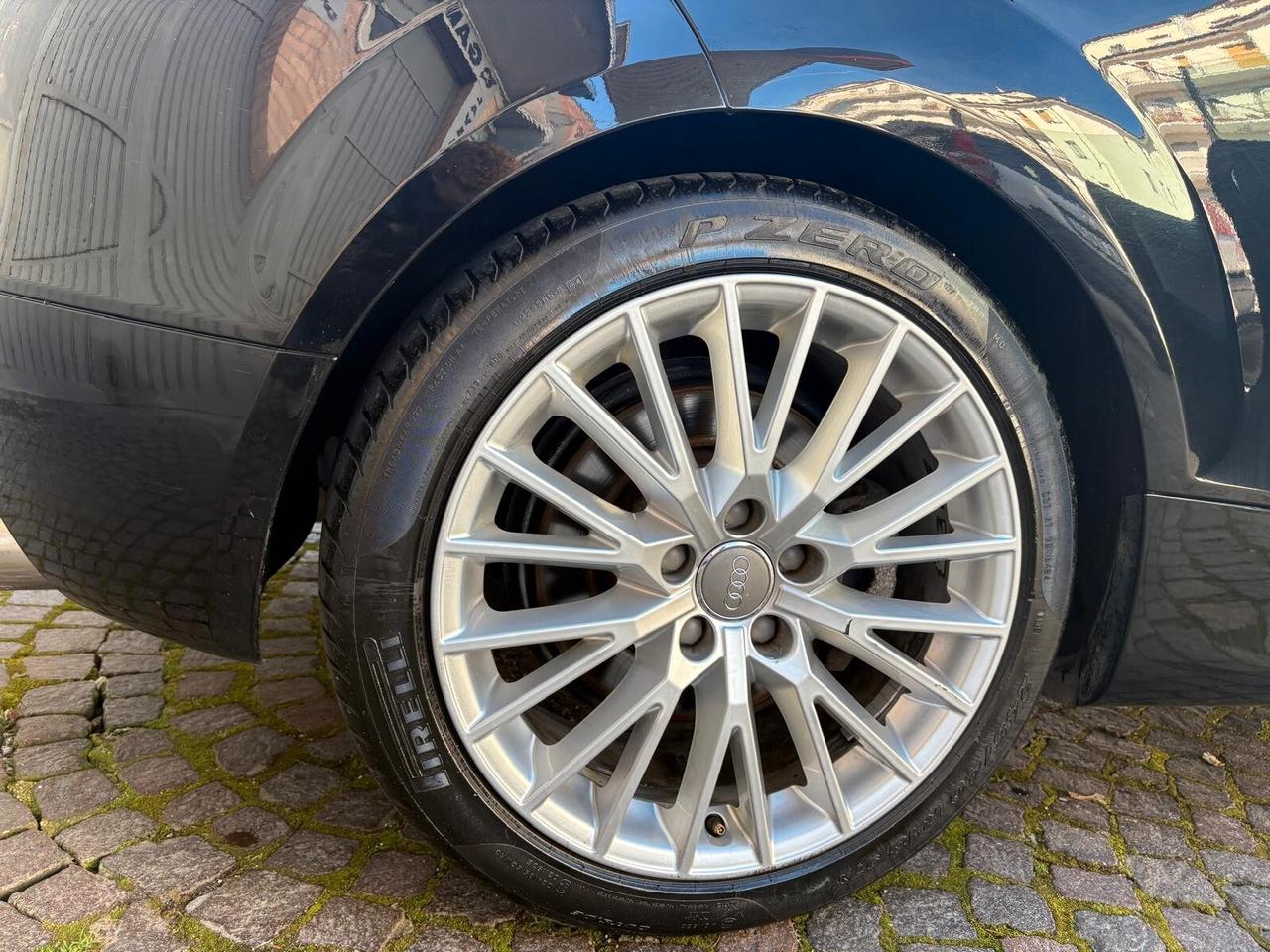 Audi TT Coupé 3.2 V6 quattro S tronic