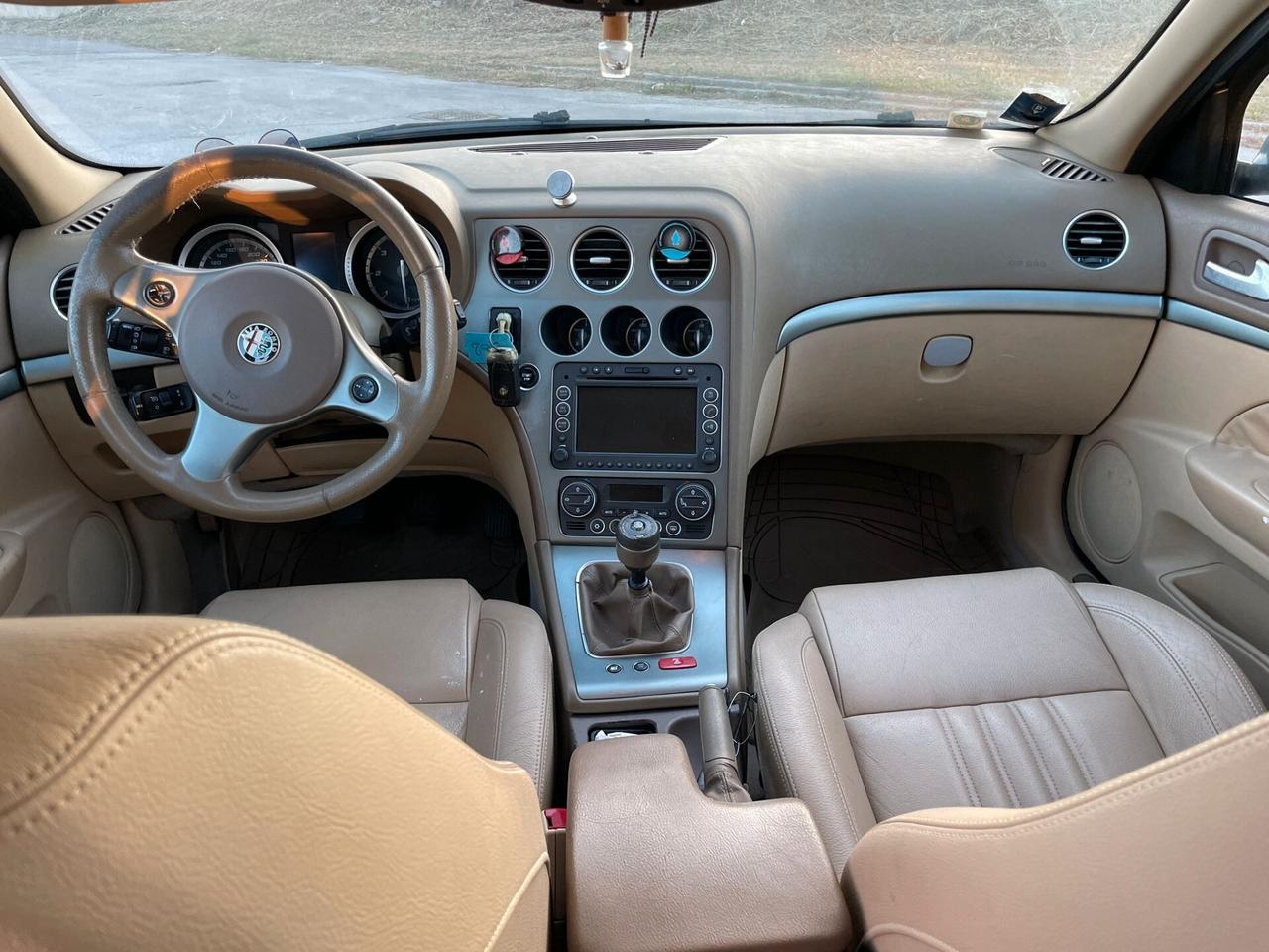 Alfa Romeo 159 2.4 JTDm 200 CV Sportwagon Distinctive Q-Tronic