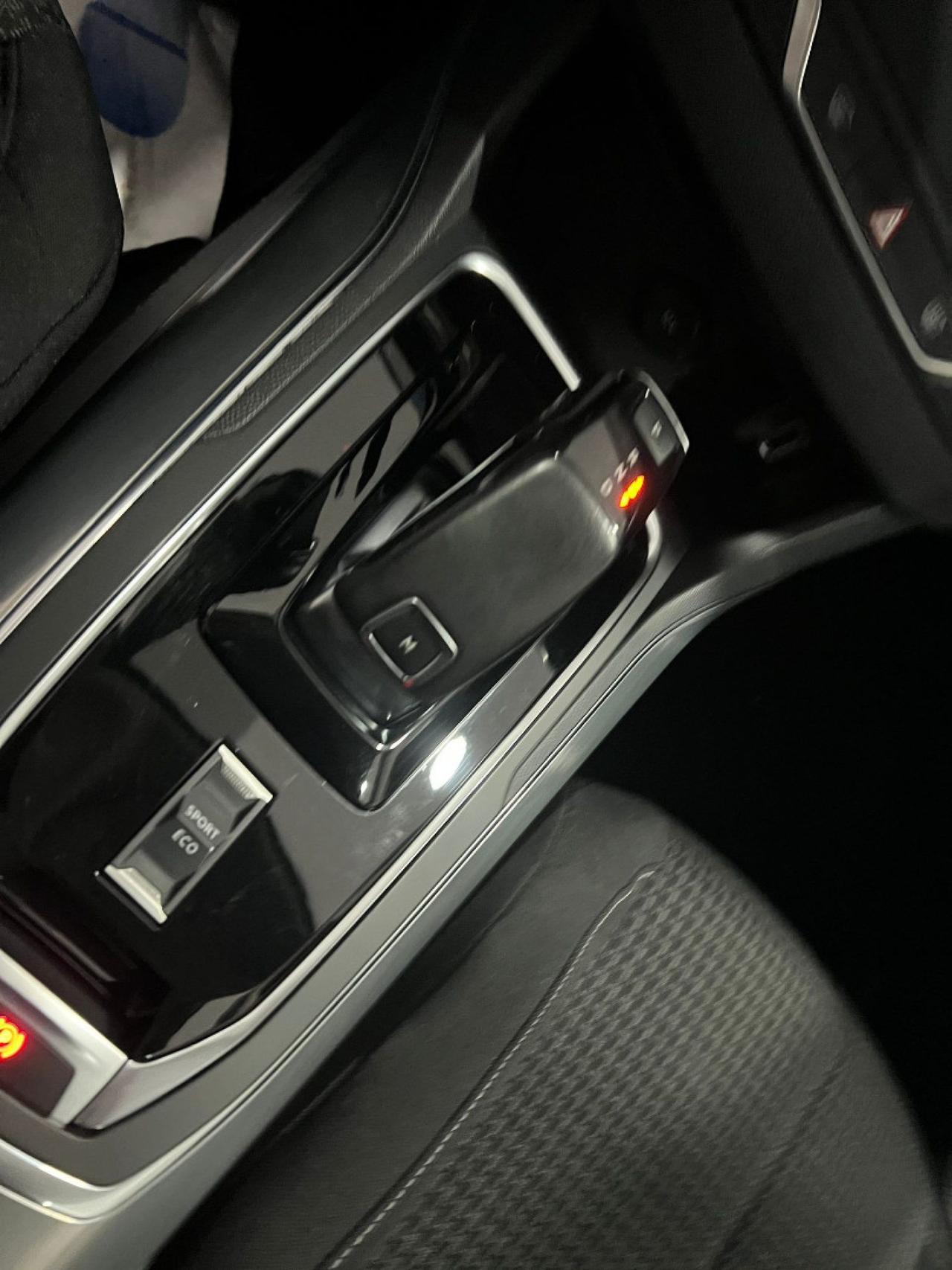 Peugeot 308 BlueHDi 130 S&S EAT8 SW Active VIRTUAL COCKPIT