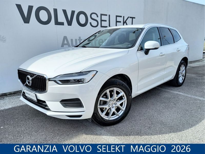 Volvo XC60 B4 197+14 CV Mild Hybrid (D) Automatica NAVI LED Momentum