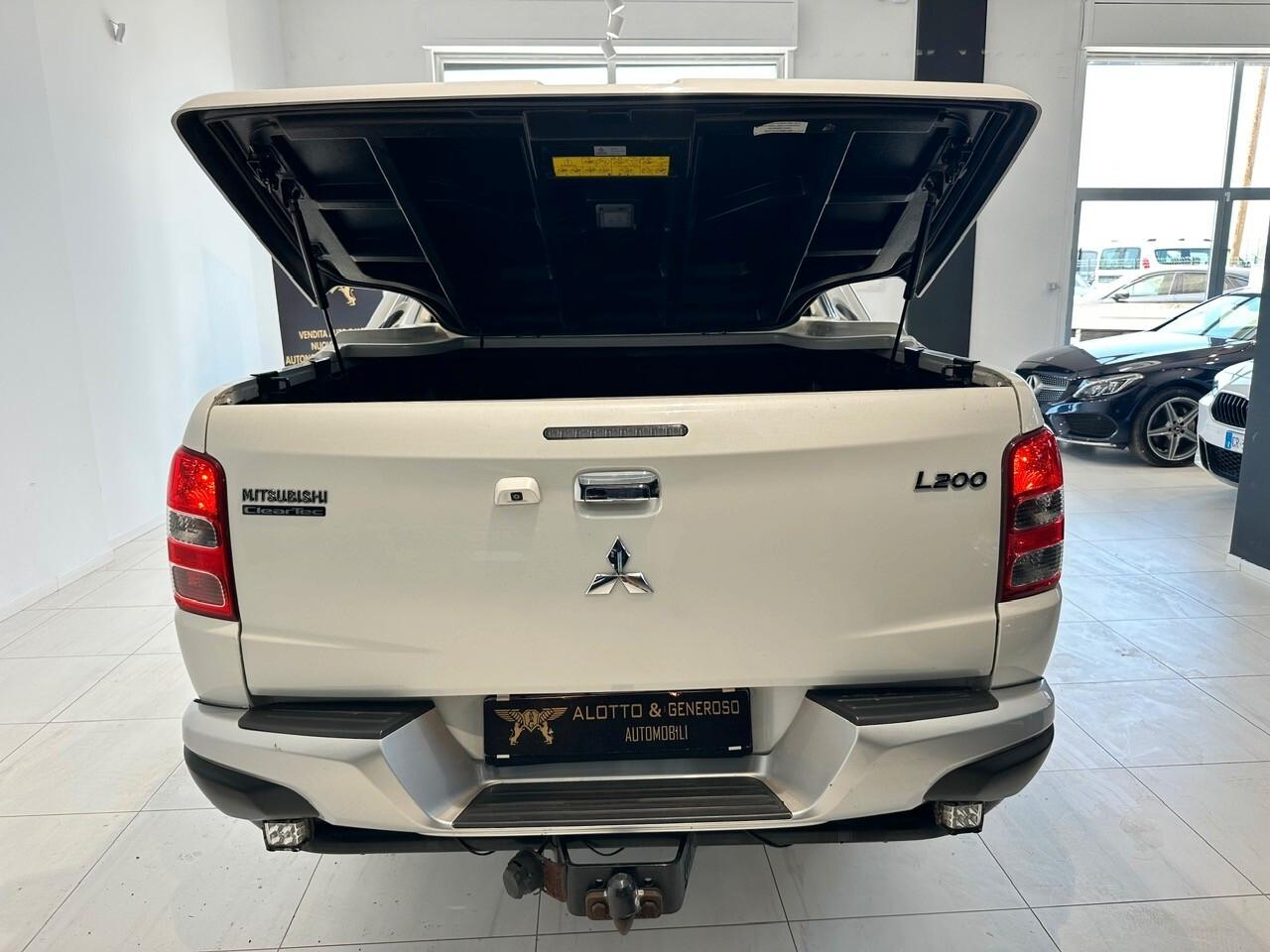 Mitsubishi L200 2.4 181 CV Intense Full 2016