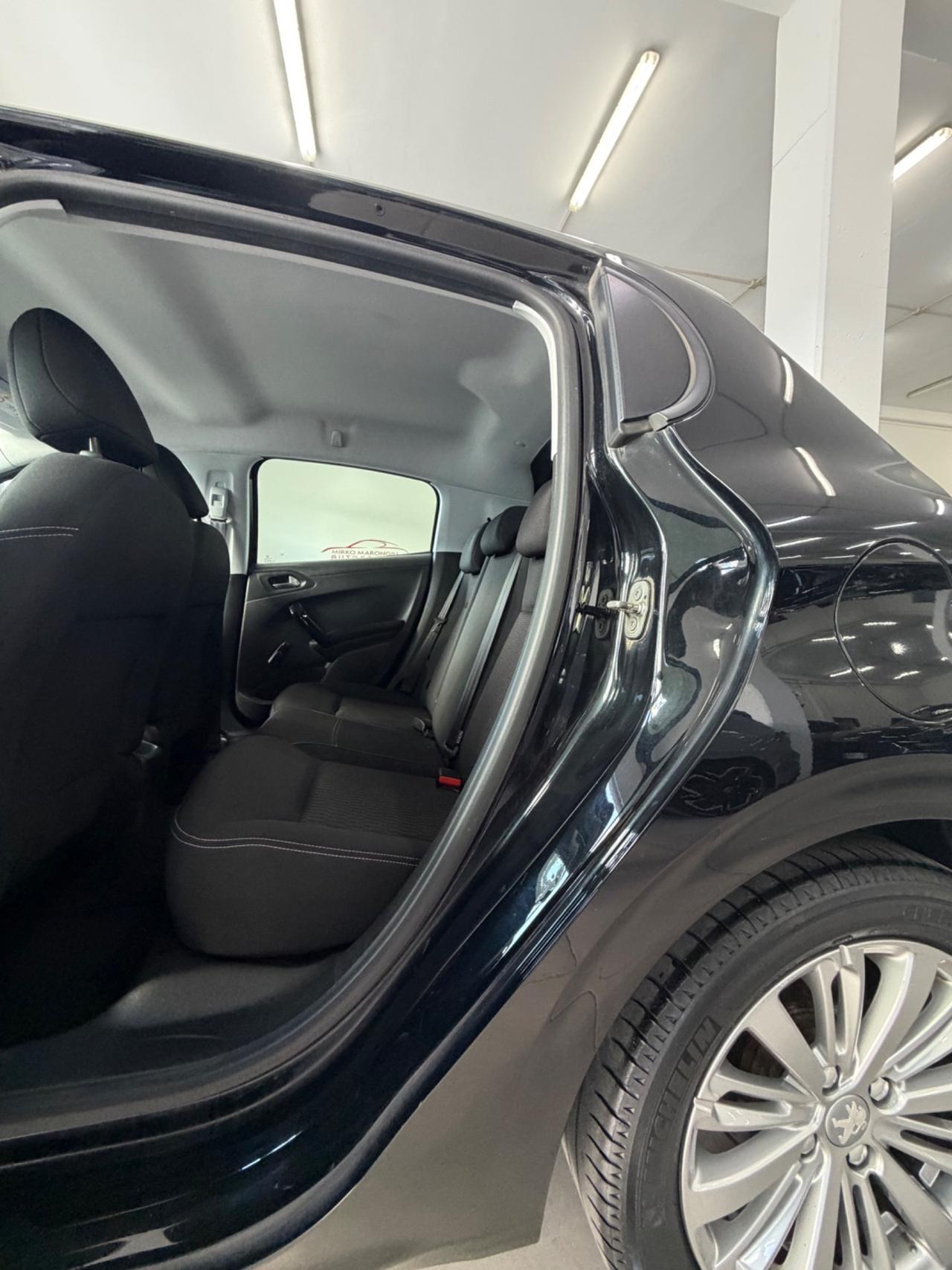 Peugeot 208 BlueHDi 100 Stop&Start FINANZIABILE