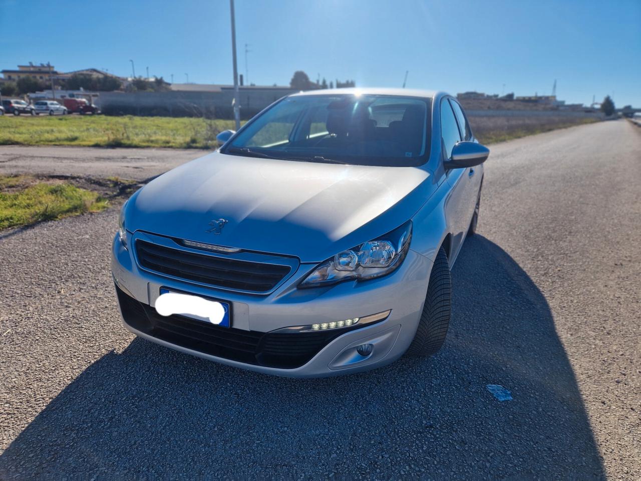 Peugeot 308 BlueHDi 120 S&S Allure