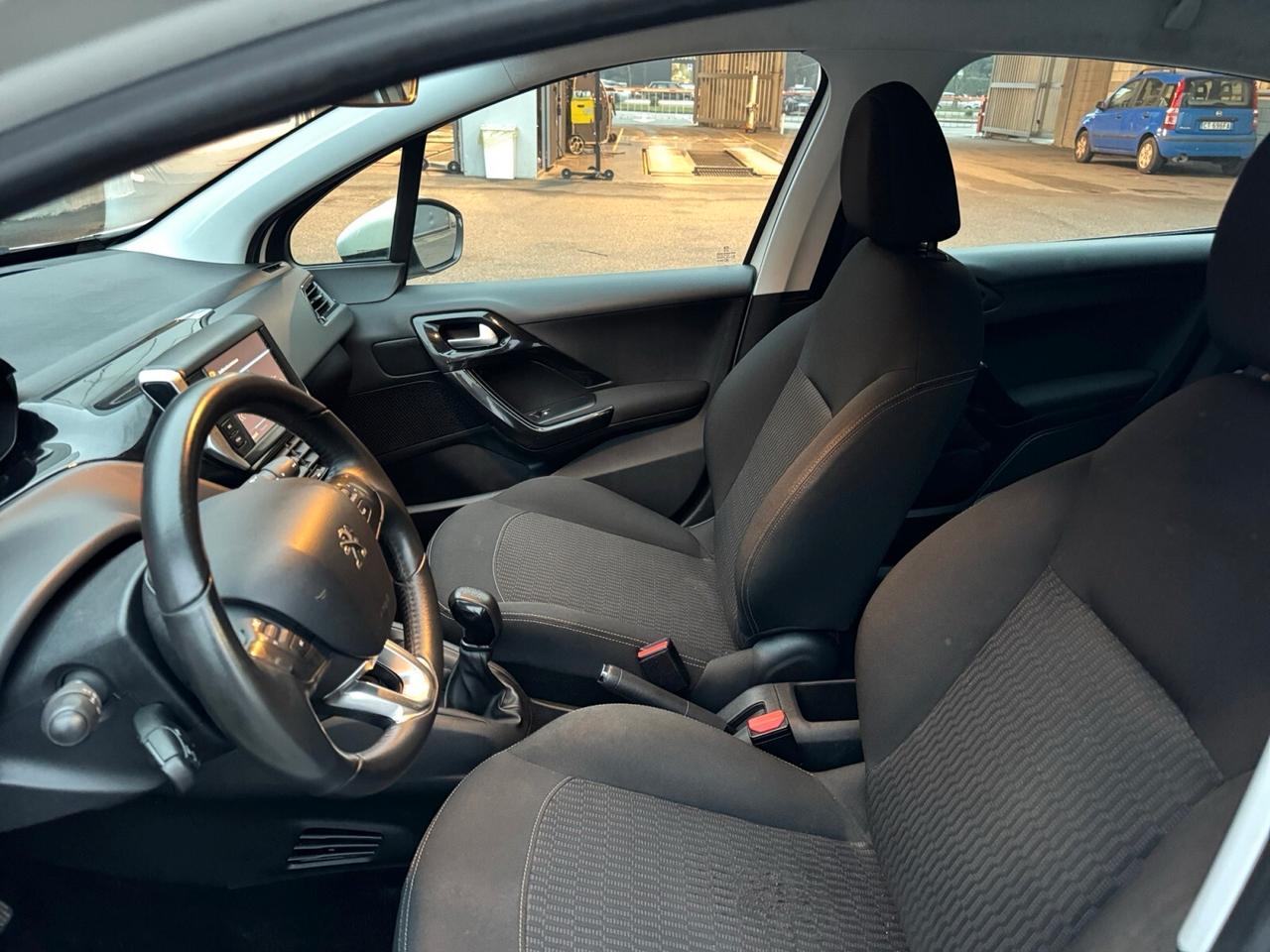 Peugeot 208 PureTech 5 porte Active